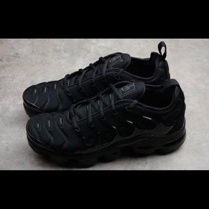 Brand new Nike vapormax plus